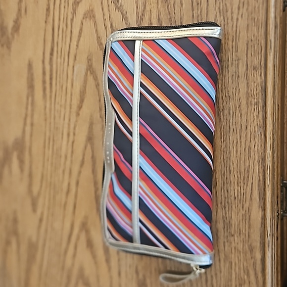 Dabney Lee Packable Travel Tote - Large capacity - black striped nylon - Picture 4 of 14